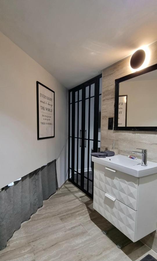 Bobo'S Luxury Apartment 布达佩斯 外观 照片